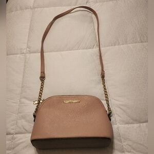 Steve madden mauve crossbody purse.